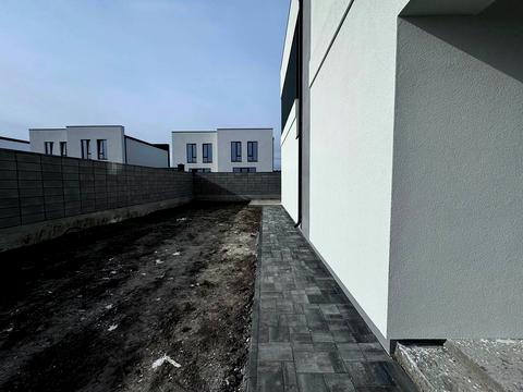 будинок за адресою Сергія Голубєва