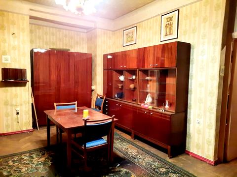 квартира за адресою Куликівський узвіз (Революції), 8/10