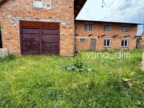 будинок за адресою Центральна вул., 100