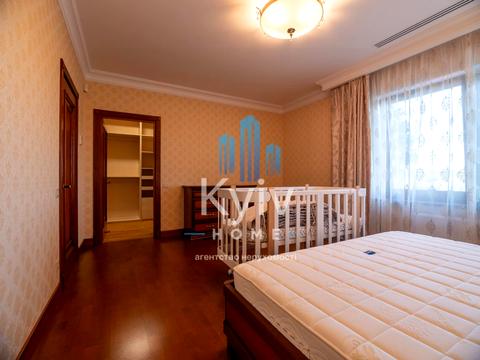 будинок за адресою вул. Ягідна