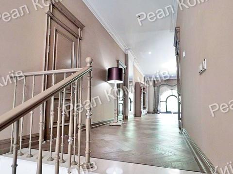 будинок за адресою Спортивна вул.