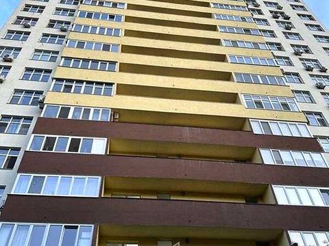квартира за адресою Рея Бредбері вул., 2
