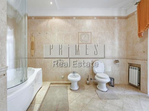 дом по адресу Анатолия Соловьяненко ул.