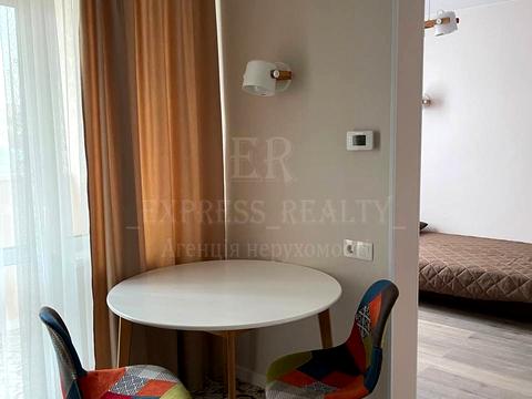 квартира за адресою Зелена вул., 8