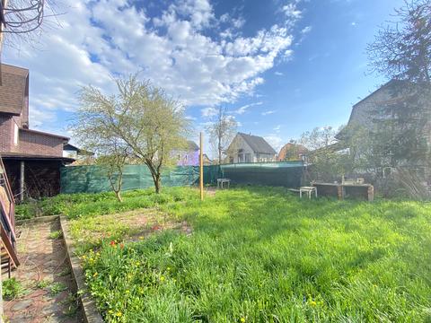 будинок за адресою Центральна вул.