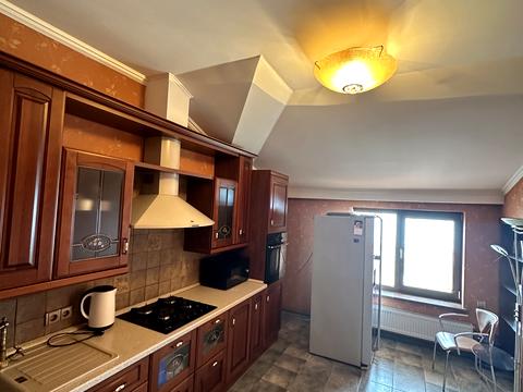 квартира за адресою Гетьмана Петра Дорошенка вул. (), 50