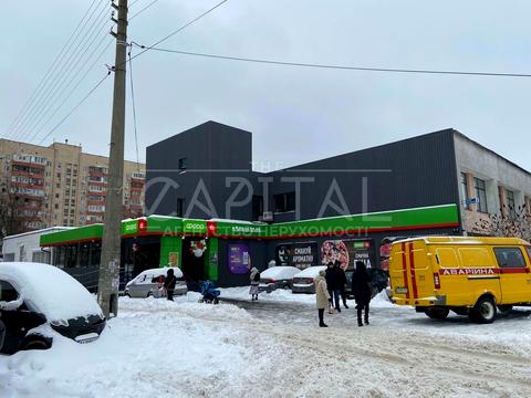 комерційна за адресою Лук'янівська вул., 1
