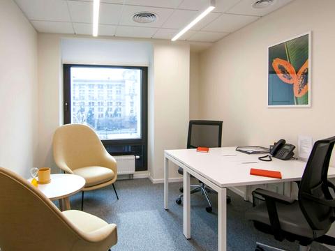 комерційна за адресою Хрещатик вул., 16