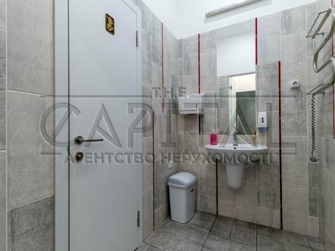 комерційна за адресою Кловський узвіз (Кловський), 7