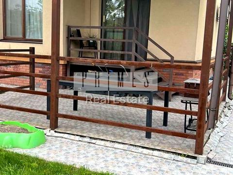 будинок за адресою Абрикосова вул.