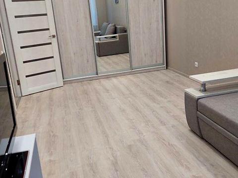 квартира за адресою Рея Бредбері вул., 2