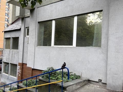 коммерческая по адресу Леси Украинки бульв., 21-А