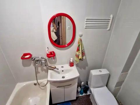 квартира за адресою Гідропаркова вул., 15