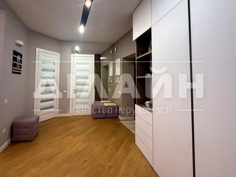 квартира за адресою Українська вул., 5-А