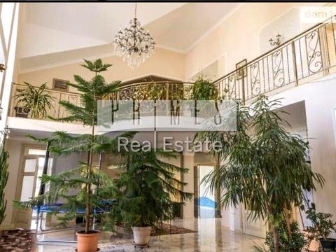 будинок за адресою Центральна вул.