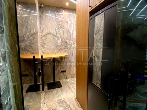 комерційна за адресою вул. Василя Липківського, 16