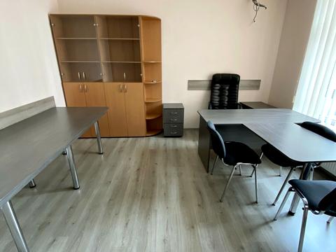 комерційна за адресою Антоновича вул. (Горького), 103