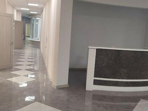 комерційна за адресою Кловський узвіз (Кловський), 7а