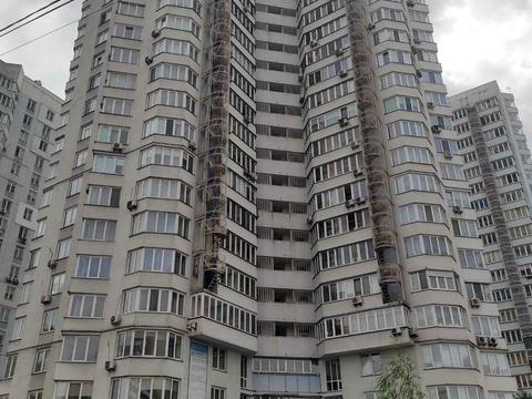 комерційна за адресою Харківське шосе, 152