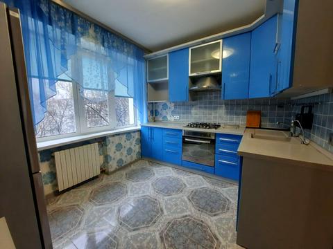 квартира за адресою Ніла Армстронга вул. (Казакова), 4