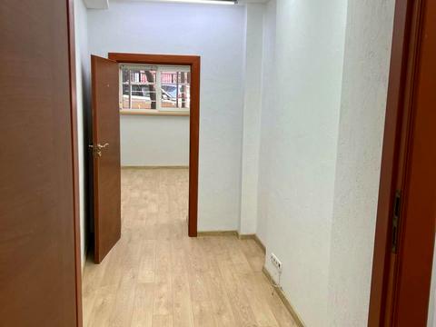 комерційна за адресою Потебні вул., 5