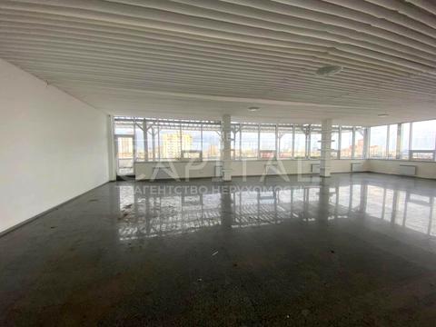 коммерческая по адресу Валерия Лобановского просп. (Краснозвездный), 56