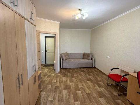 квартира за адресою Наталії Ужвій вул., 100