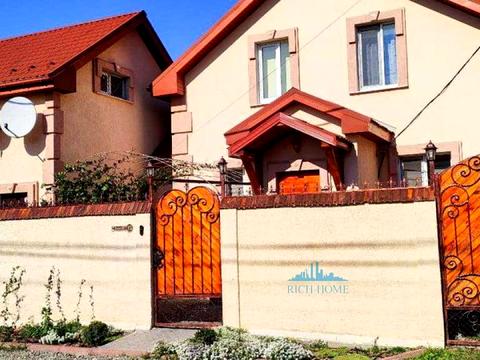 будинок за адресою Вишнева вул., 12