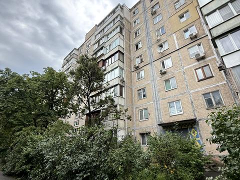 квартира за адресою Мілютенка вул., 15-А