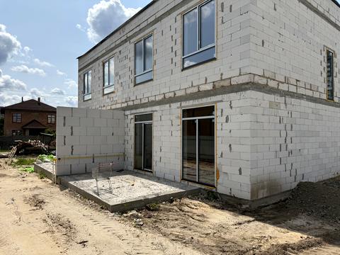 будинок за адресою Михайла Булгакова вул.