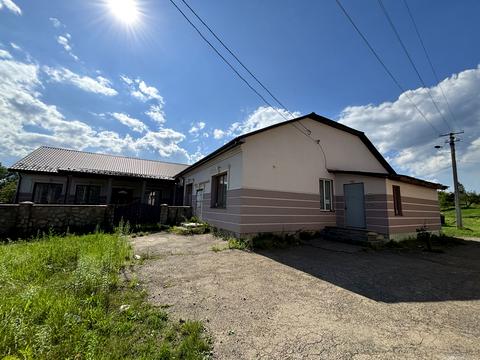 комерційна за адресою Могильницького, 106