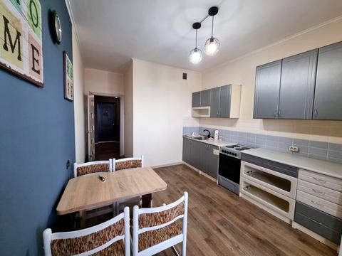 квартира за адресою Академіка Вернадського бульв., 57