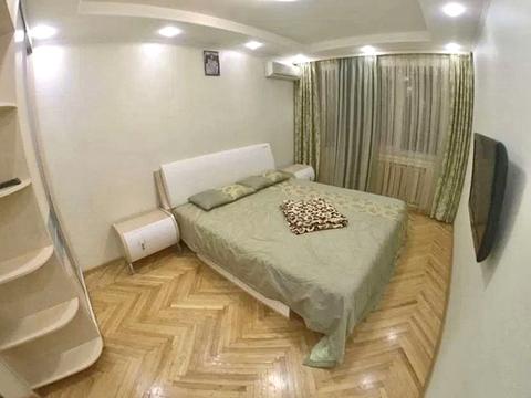 квартира за адресою Академіка Богомольця вул., 8-А