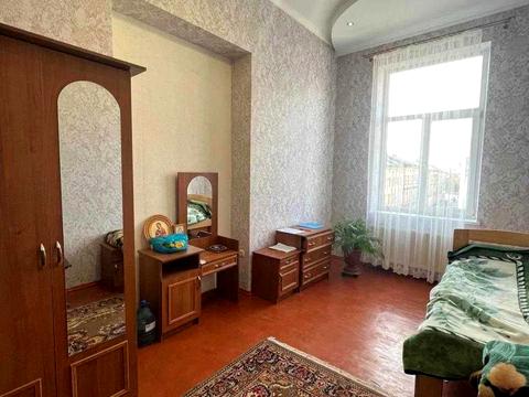 квартира за адресою Коротка вул., 2