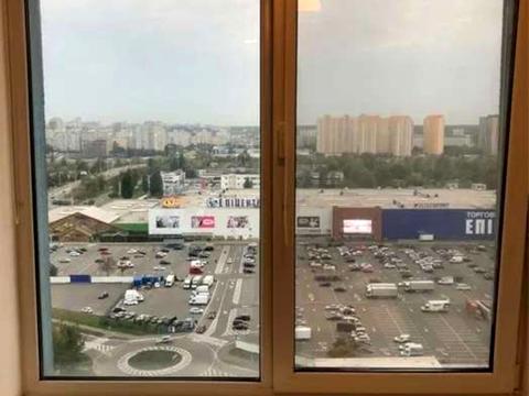 квартира за адресою Богатирська вул., 6-А