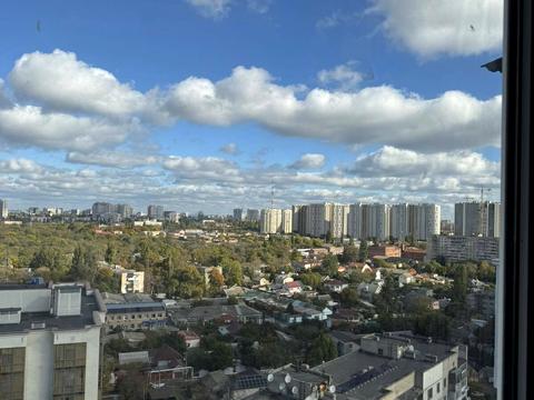квартира за адресою Одеса, Олексія Вадатурського вул. (Маршала Малиновського), 16б