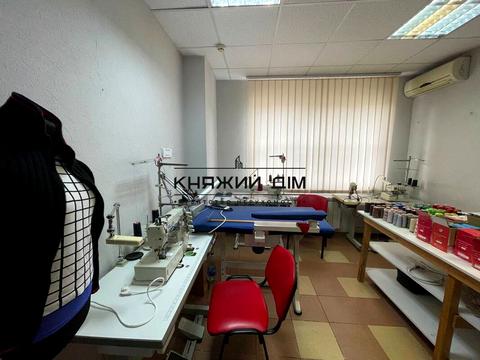 комерційна за адресою Академіка Палладіна просп., 22