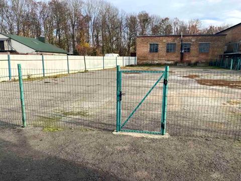 коммерческая по адресу вул. Присадибна, 1