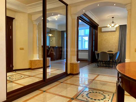 квартира за адресою Кропивницького вул., 8