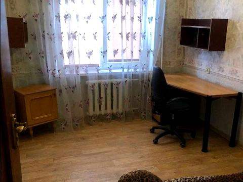 квартира за адресою Космонавтів вул., 4