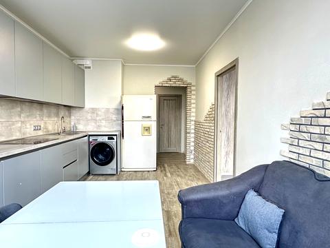 квартира за адресою Академіка Заболотного вул., 15-Б