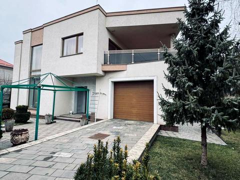 будинок за адресою Кривий Ріг, Заозерна вул.