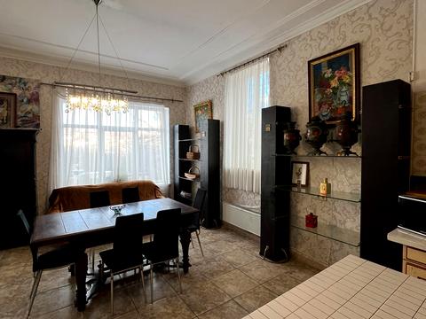 будинок за адресою Академіка Кащенка вул.