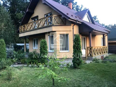 будинок за адресою Молодіжна