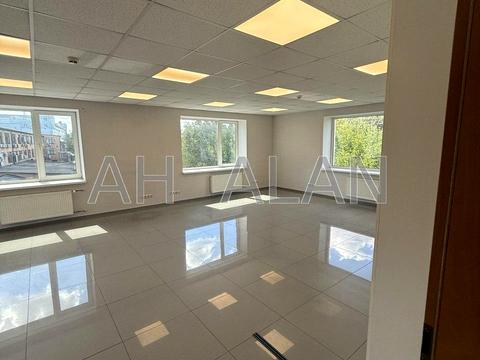 комерційна за адресою Казимира Малевича вул. (Боженка), 68Е