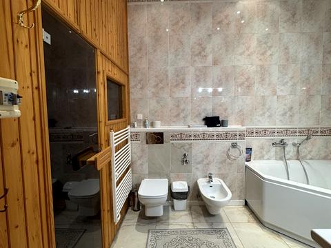 квартира за адресою Десятинна вул., 1/3