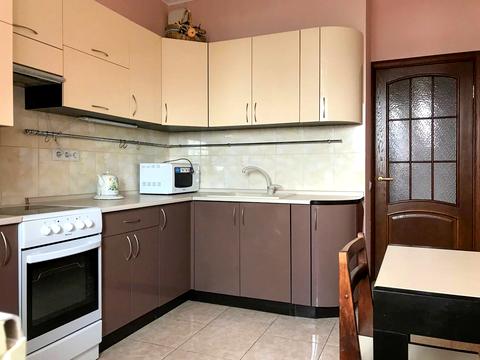 квартира за адресою Воскресенська вул., 14-Б