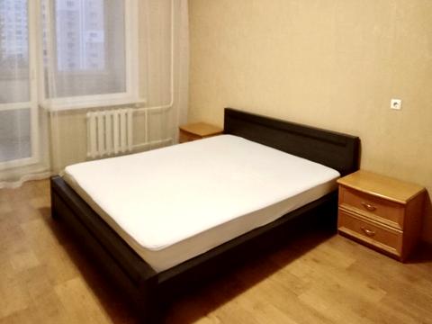 квартира за адресою Лариси Руденко вул., 21а