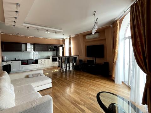 квартира за адресою Лабораторна вул., 8