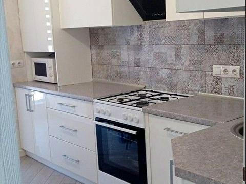 квартира за адресою Джерельна вул., 12